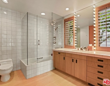 31280 Broad Beach Road - Photo Thumbnail 37