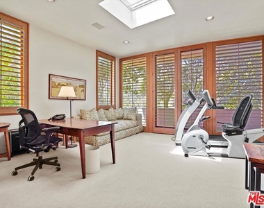 31280 Broad Beach Road - Photo Thumbnail 31