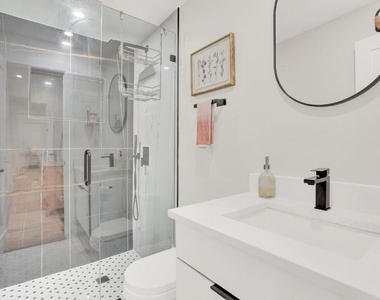 727 S Fernwood Drive S - Photo Thumbnail 18