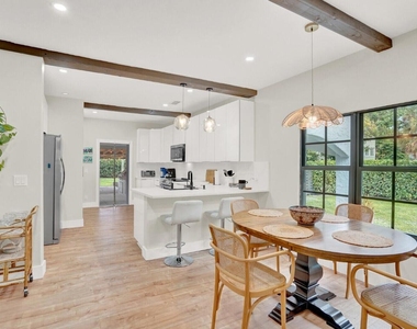 727 S Fernwood Drive S - Photo Thumbnail 8