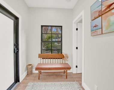727 S Fernwood Drive S - Photo Thumbnail 21