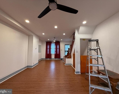 2911 W Sedgley Avenue - Photo Thumbnail 14