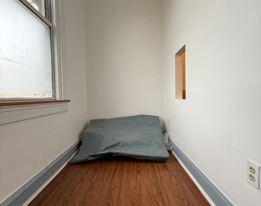 2911 W Sedgley Avenue - Photo Thumbnail 7