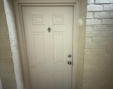 3101 Se Naylor Road Se - Photo Thumbnail 12