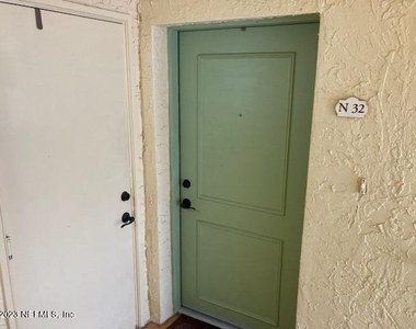 201 A 25th Avenue S - Photo Thumbnail 2