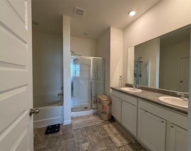 2015 Waycross Lane - Photo Thumbnail 30