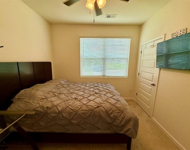 2015 Waycross Lane - Photo Thumbnail 8