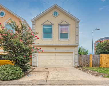 10355 Panther Point Drive - Photo Thumbnail 4