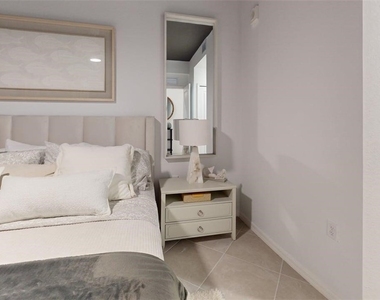 15275 Green Acres Avenue - Photo Thumbnail 4