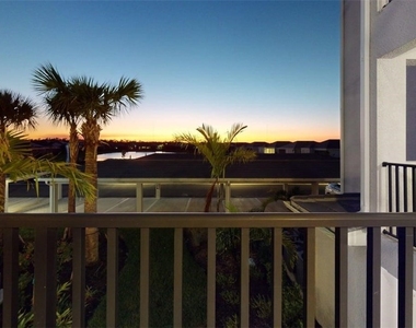 15275 Green Acres Avenue - Photo Thumbnail 8