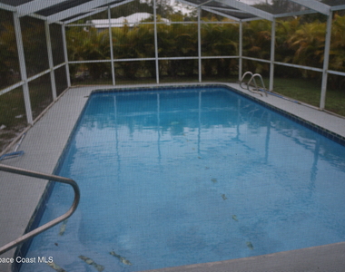 483 Church Street - Photo Thumbnail 20