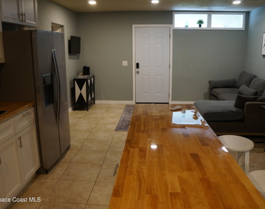 483 Church Street - Photo Thumbnail 9