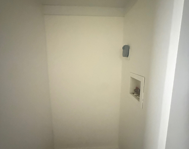 200 East 71st Street - Photo Thumbnail 10