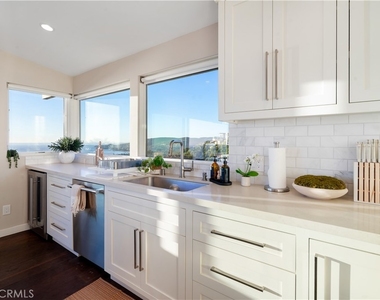 2192 Crestview - Photo Thumbnail 14