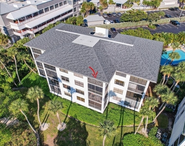 390 Ne Edgewater Drive - Photo Thumbnail 26