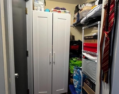 1512 N 17th Street - Photo Thumbnail 4