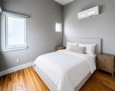 1416 Dumble Street - Photo Thumbnail 9