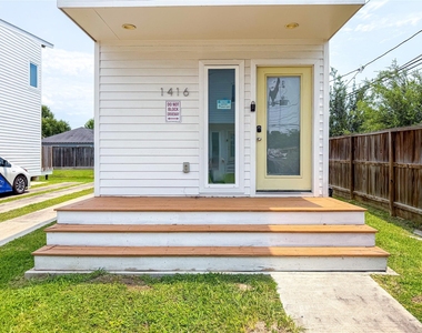 1416 Dumble Street - Photo Thumbnail 2