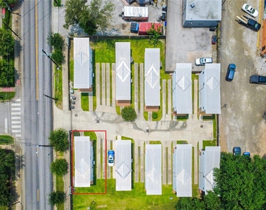 1416 Dumble Street - Photo Thumbnail 5