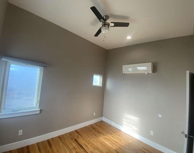 1416 Dumble Street - Photo Thumbnail 6
