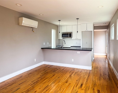 1416 Dumble Street - Photo Thumbnail 6