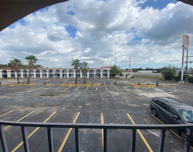 15919 E Freeway - Photo Thumbnail 5