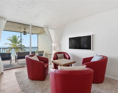 10475 Gulf Shore Drive - Photo Thumbnail 14