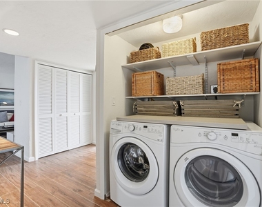 10475 Gulf Shore Drive - Photo Thumbnail 32