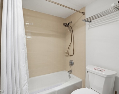 10475 Gulf Shore Drive - Photo Thumbnail 26