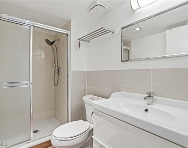 10475 Gulf Shore Drive - Photo Thumbnail 31