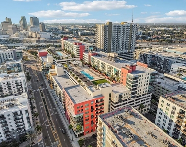 1208 E Kennedy Boulevard - Photo Thumbnail 22