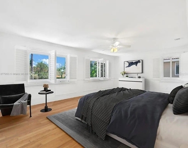 15945 Nw 82nd Court - Photo Thumbnail 16