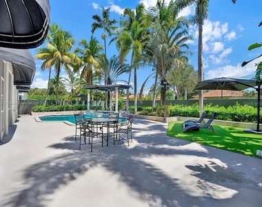 15945 Nw 82nd Court - Photo Thumbnail 24