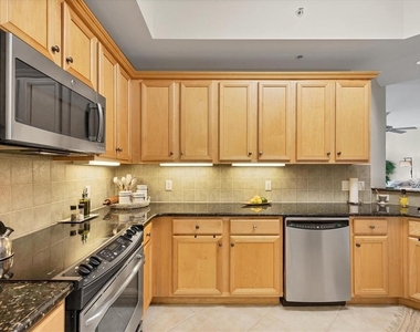 8541 Amberjack Circle - Photo Thumbnail 13