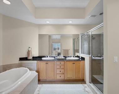 8541 Amberjack Circle - Photo Thumbnail 23