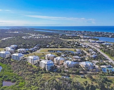 8541 Amberjack Circle - Photo Thumbnail 37