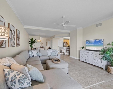 8541 Amberjack Circle - Photo Thumbnail 9
