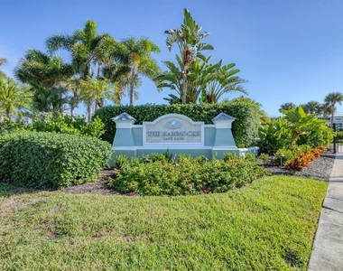 8541 Amberjack Circle - Photo Thumbnail 38