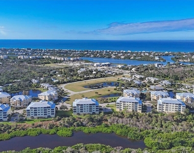 8541 Amberjack Circle - Photo Thumbnail 36