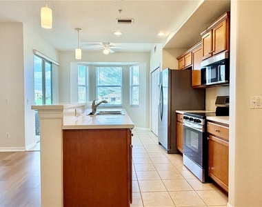 819 Fairwaycove Lane - Photo Thumbnail 15