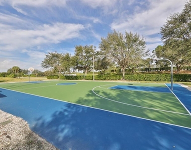 819 Fairwaycove Lane - Photo Thumbnail 50