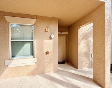 819 Fairwaycove Lane - Photo Thumbnail 1