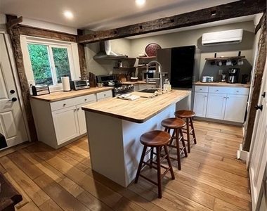 15 Riverview Road - Photo Thumbnail 2