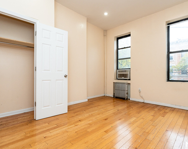 469 Harman Street - Photo Thumbnail 6