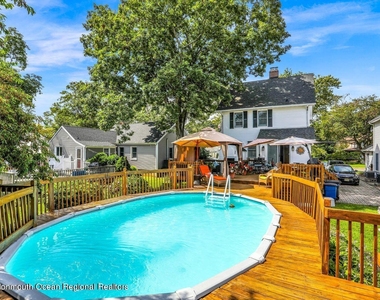 370 E Main Street - Photo Thumbnail 1