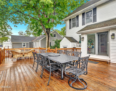 370 E Main Street - Photo Thumbnail 29