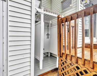 370 E Main Street - Photo Thumbnail 31