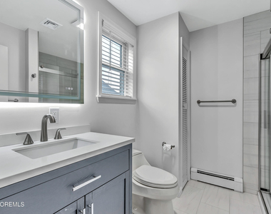 370 E Main Street - Photo Thumbnail 23