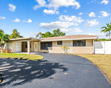 1601 Ne 63rd Street - Photo Thumbnail 3