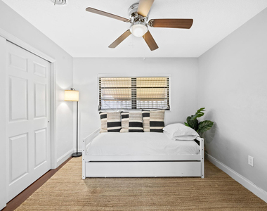 1601 Ne 63rd Street - Photo Thumbnail 22